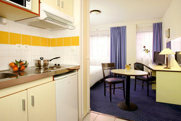 Comfort Suites Cannes Mandelieu Exterior foto